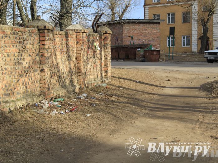 Город в ожидании субботника