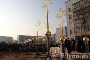 У храма святителя Тихона теперь есть освященные кресты