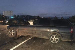 В Великих Луках произошло тройное ДТП (фоторепортаж)