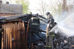 На пожаре в пр. Нелидовском ликвидировали открытое горение (ФОТО)