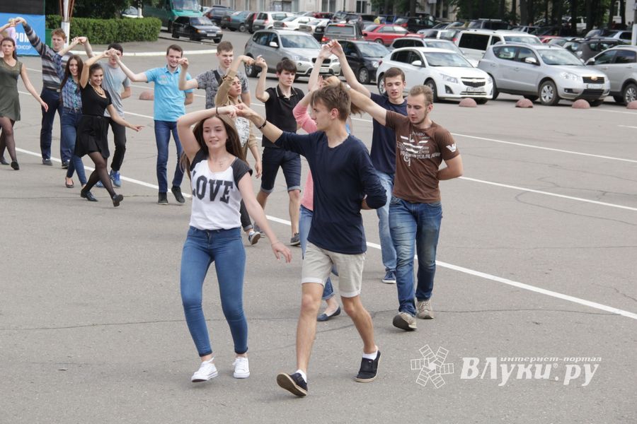 Репетиция вальса