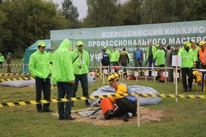 Псковский огнеборец стал лучшим по Северо-Западу на всероссийском конкурсе профессионального мастерства (фото)