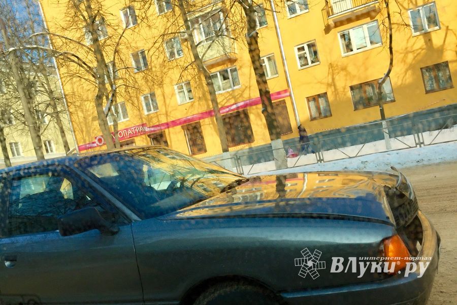 ФОТОФАКТ: ДТП на проспекте Ленина