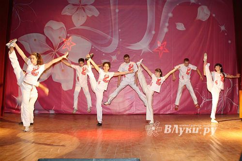 Великолукская молодежь приняла участие в акции «Наш выбор — жизнь!»