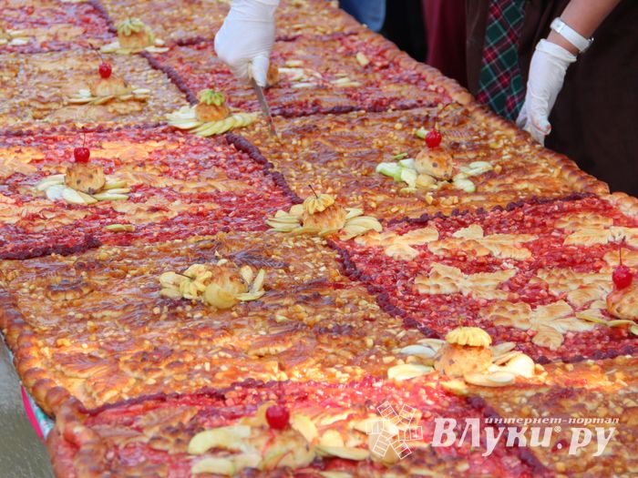 Великие Луки празднуют День города (ФОТО)