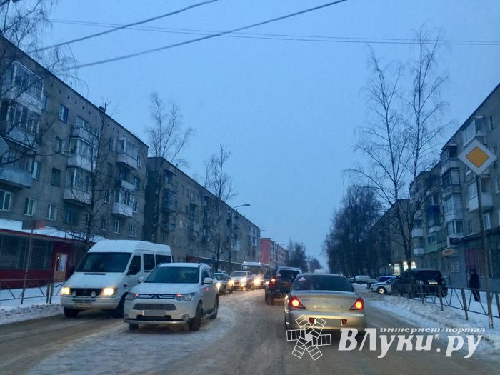 ФОТОФАКТ: ДТП в Великих Луках