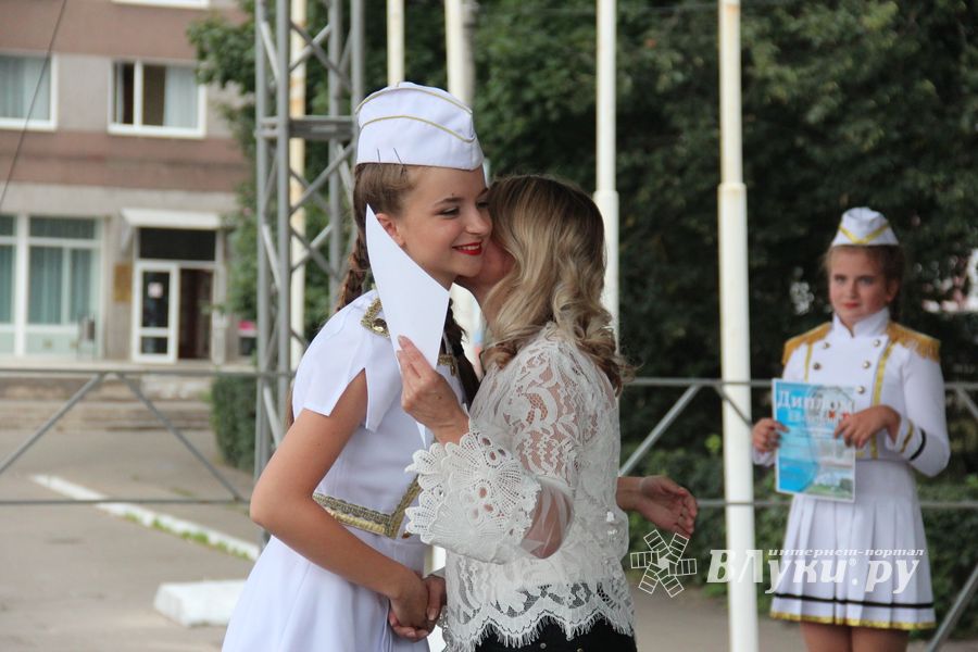 Лучшие мажоретки и барабанщицы награждены (ФОТО)