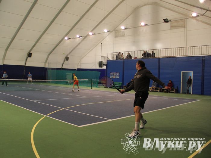 В СК «Ника» прошел открытый городской турнир по большому теннису (фото)