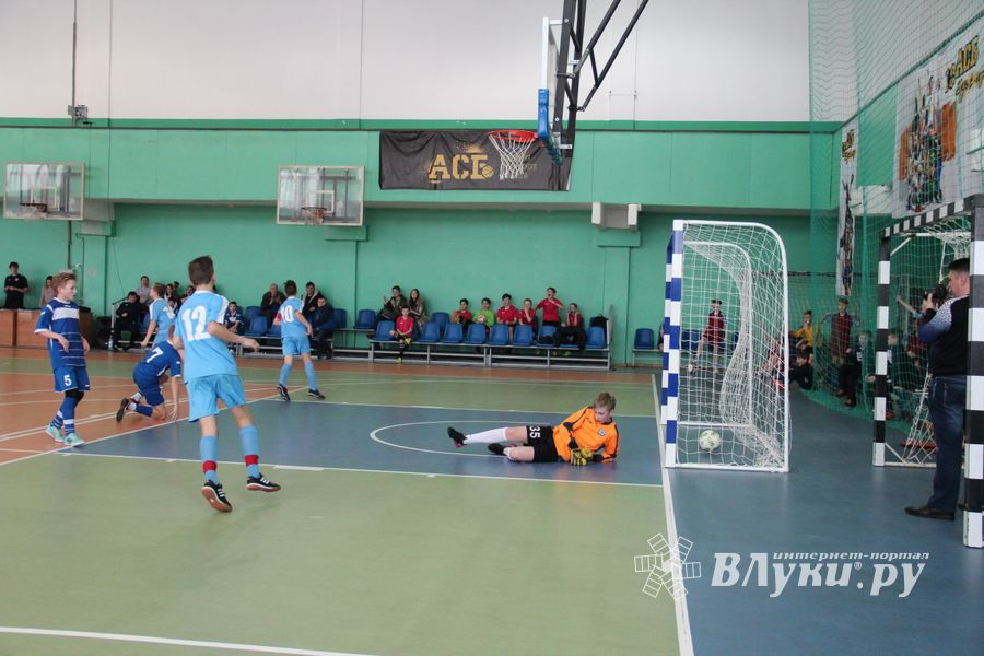 Великолукская «Луки-Энергия» победила в XVI Традиционном Международном турнире по мини-футболу (ФОТО)