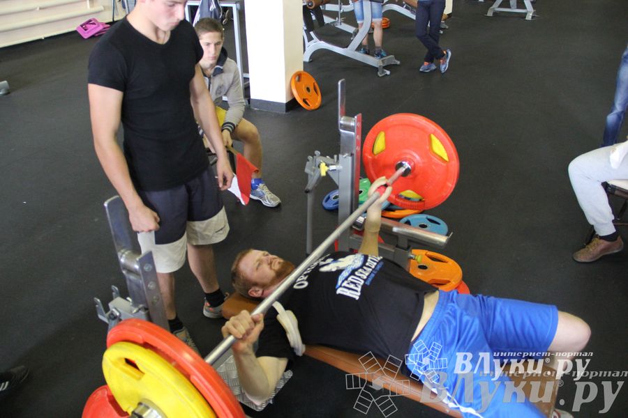 Первенство города по классическому жиму штанги и армлифтинг