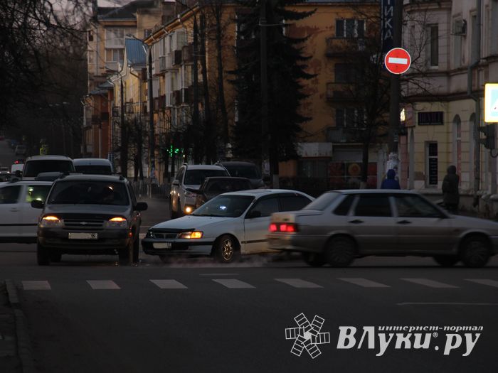 ДТП на перекрёстке Ленина-Зверева (ФОТО)