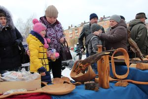 Широко отметили Масленицу в Великих Луках (ФОТО)