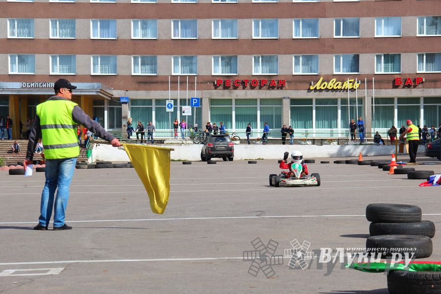 ​Великолучанин Николай Маркевич стал серебряным призером чемпионата г. Великие Луки по картингу (фото)