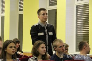 В Великих Луках прошла игра «Молодой политик» (фото)