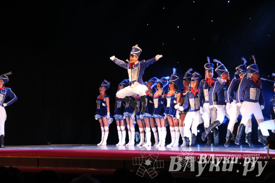 В Великих Луках состоялся концерт балета TODES