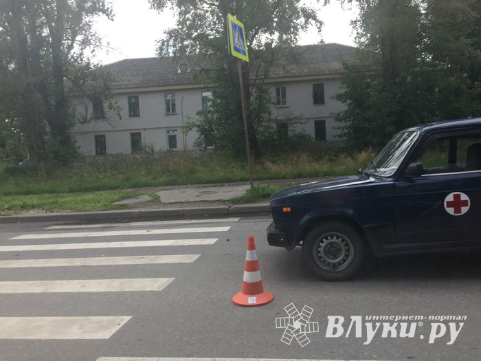 В Великих Луках, на проспекте Гагарина, ДТП (ФОТО)