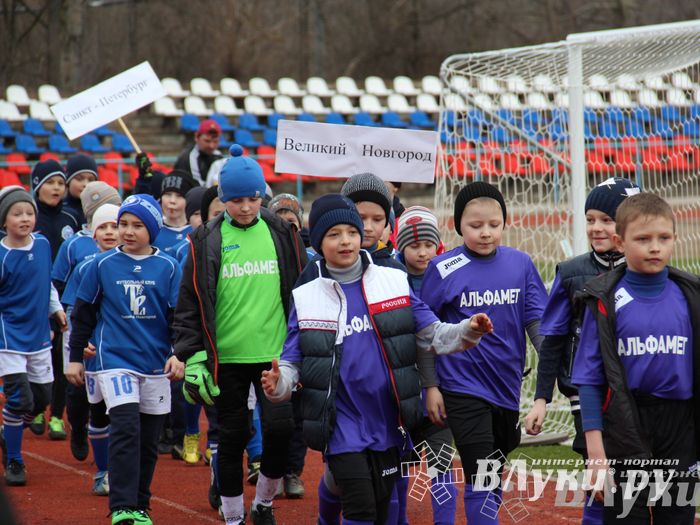 В Великих Луках прошел международный детский турнир по футболу «Наши надежды»