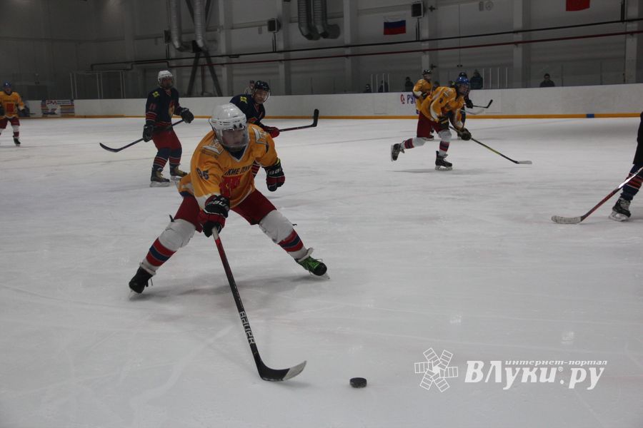 ХК «Луки-Экспресс» обошла псковскую «Гвардию» по буллитам (ФОТО)