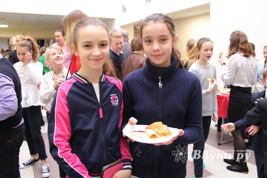 В школе №13 прошли масленичные гулянья (ФОТО)