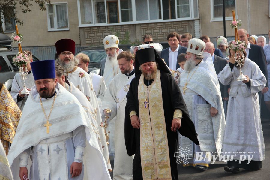 Освящение Храма святителя Тихона, Патриарха Всероссийского, святых Новомучеников и Исповедников Российских (ФОТО)