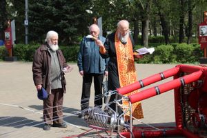 Шар, посвященный 850-летию города, поднялся над Великими Луками (ФОТО)