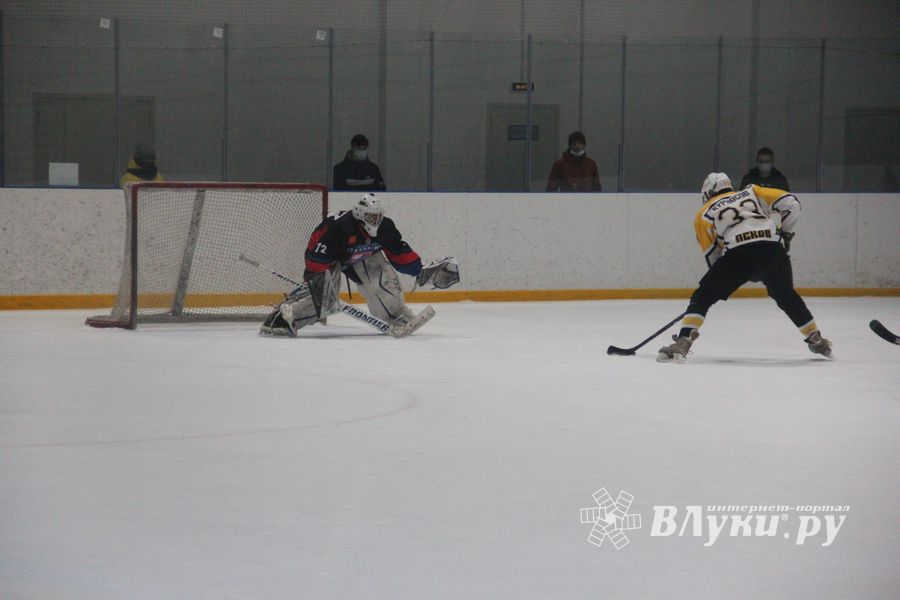 Матч в рамках Регионального Чемпионата НХЛ прошел в «Айсберге» (ФОТО)