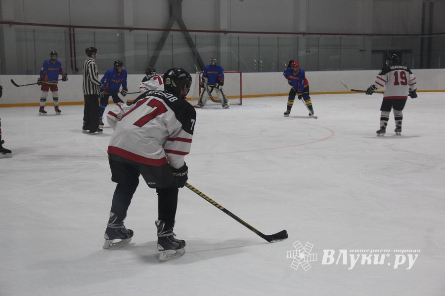 ХК «ЛукиСпорт» разгромила команду Невеля (ФОТО)