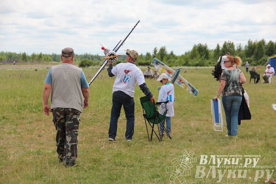 Фестиваль авиамодельного спорта России в Великих Луках