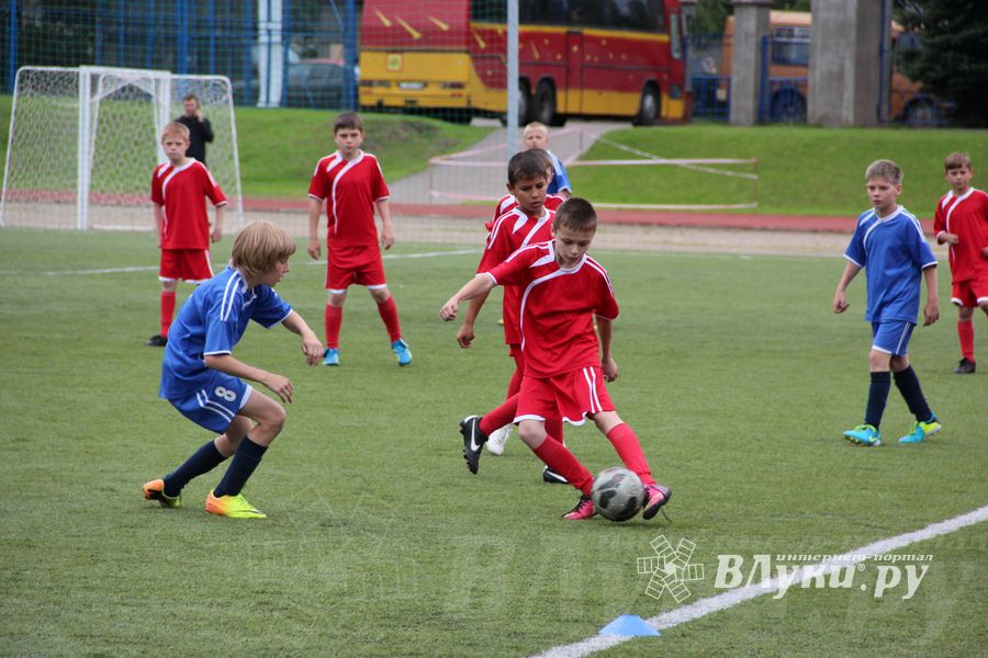«Кожаный мяч» в Великих Луках