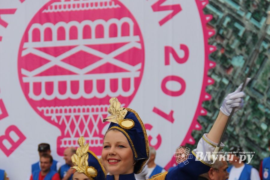 Открытие 18-й Международной встречи воздухоплавателей в Великих Луках