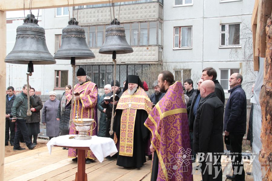 Освящение колоколов храма святителя Тихона