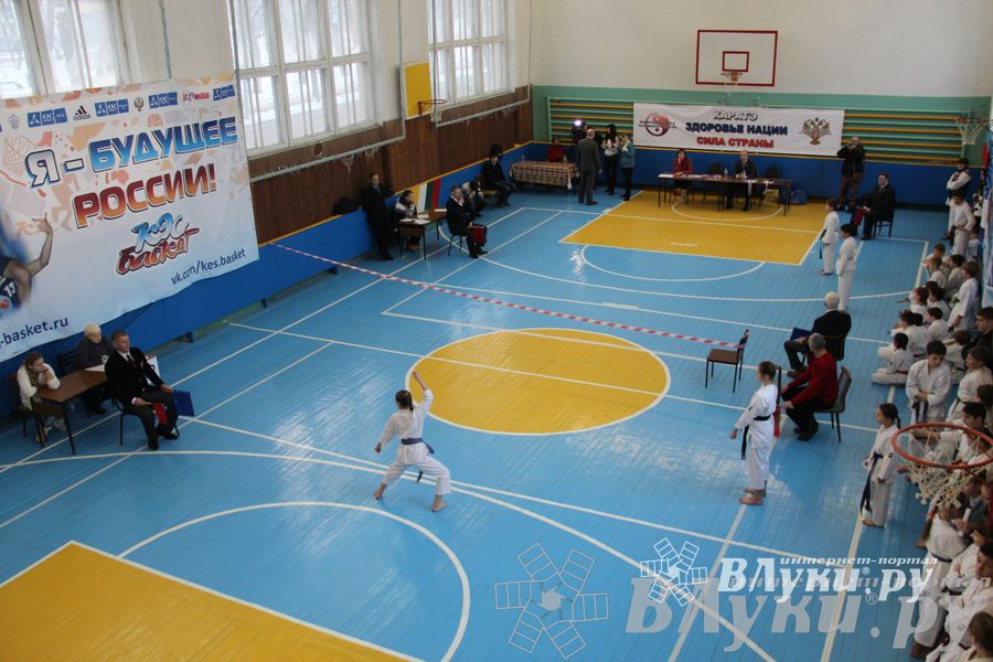 В Великих Луках прошел Открытый чемпионат Псковской области по каратэ