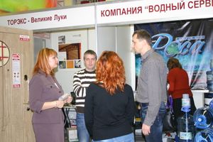 Великолукская универсальная выставка привлекла внимание множества великолучан