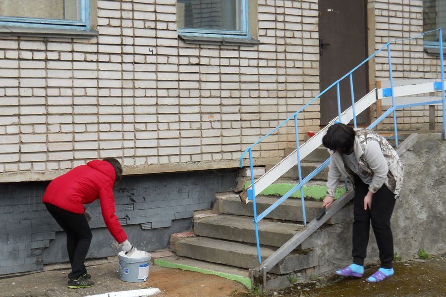 Детский сад №23 провел субботник (ФОТО)