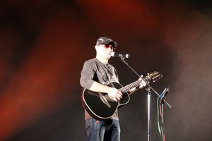 В Великих Луках состоялся финальный концерт медиа проекта «Новые Голоса на Новом Радио» (ФОТО)