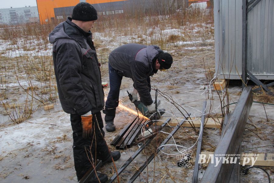  Началось строительство физкультурно-оздоровительного комплекса в Великих Луках (ФОТО)