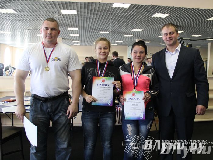 Первенство города по классическому жиму штанги и армлифтинг