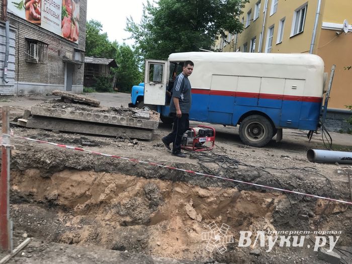 На ул. Первомайской – капитальный ремонт теплосетей (ФОТО)