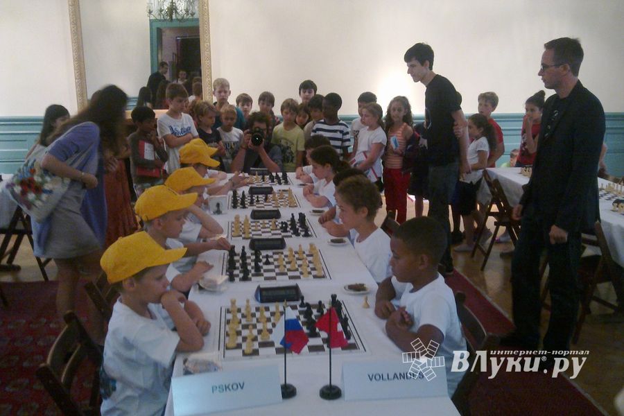 Юные шахматисты из Великих Лук посетили Швейцарию (фото)