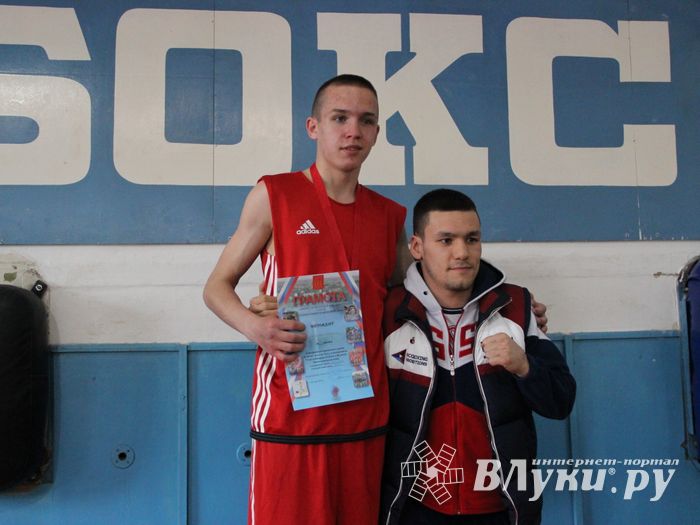 Юные великолучане выявили сильнейших боксёров (ФОТО)