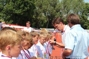 Юные футболисты из Калининграда стали победителями турнира «Локобол» в Великих Луках (фото)