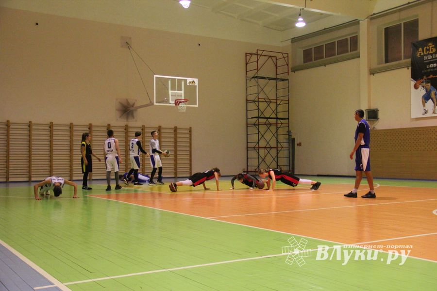 В ВГСХА прошёл мастер-класс по баскетболу (ФОТО)