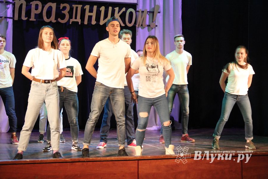 В Великих Луках прошёл «Студбаттл» (ФОТО)