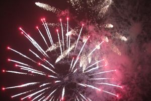 Великие Луки к встрече Нового года готовы (ФОТО)