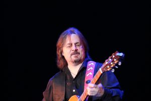 Cостоялся концерт легендарного рок-исполнителя Александра Иванова и группы «Рондо»