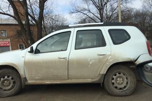 В Великих Луках столкнулись два автомобиля «Renault» (ФОТО)
