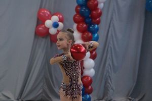​В Великих Луках прошли соревнования по художественной гимнастике (ФОТО)