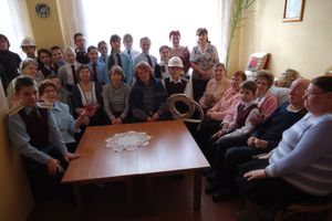 Великолукские школьники побывали в гостях у пенсионеров  отделения дневного пребывания ГКУСО «Центр социального обслуживания» (фото)