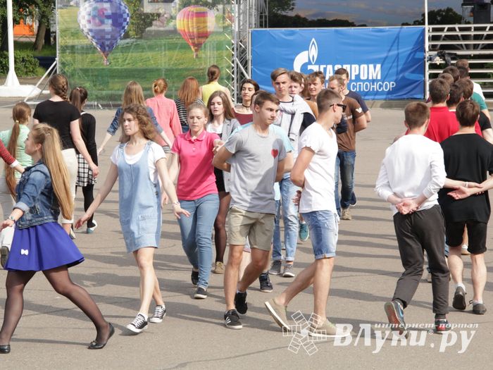 Репетиция вальса