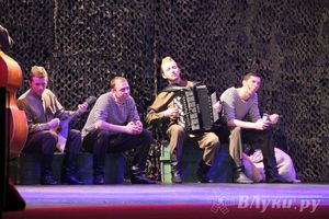 Государственный ансамбль «Русский Север» представил в Великих Луках мюзикл «Василий Теркин» 